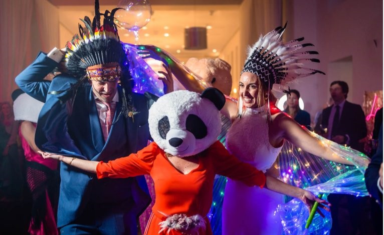 HORA LOCA BODAS SEVILLA HORA LOCA BODAS SEVILLA